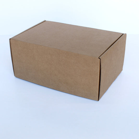 Plutón Box Kraft